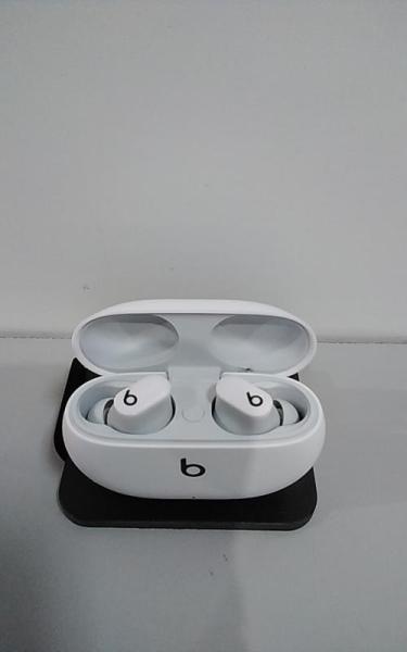 Apple Beats by Dre - Beats Studio Buds Wireless Noise Cancelling Earbuds, White (MISSING CABLE) - MSRP $149