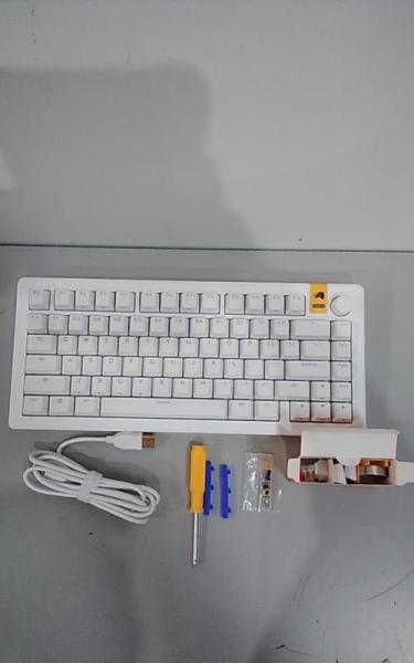 Glorious Gaming GMMK 3 HE Rapid Trigger Keyboard, White - MSRP $152