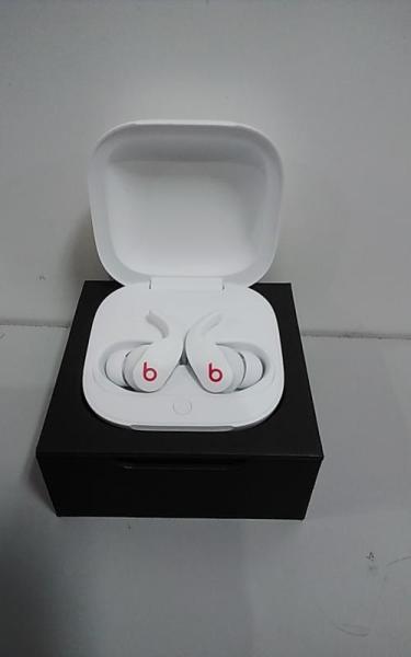 Apple Beats Fit Pro True Wireless Earbuds, Beats White (MISSING CABLE) - MSRP $199