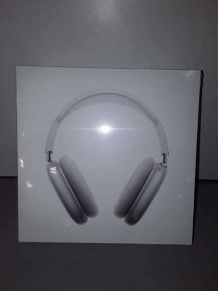 Apple AirPods Max - MSRP $549