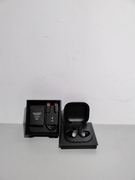 Beats Fit Pro True Wireless Noise Canceling Black Earbuds - MSRP $169