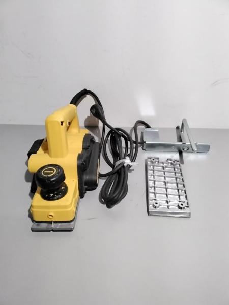 DEWALT 5.5-Amp 3-1/4-Inch Hand Planer Kit - MSRP $169