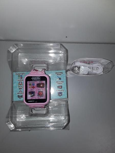 Girls' Hello Kitty Interactive Smartwatch - Pink - Est Retail $26