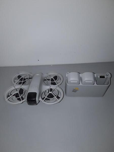 DJI Neo Combo Palm Sized Lightweight Drone (MISSING SOME ACCESSORIES) - MSRP $289