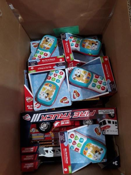 Toys & Games - Hot Wheels City Transforming Race Tower, Eggy Wawa Bathtime Surprise Egg - MSRP $5,443