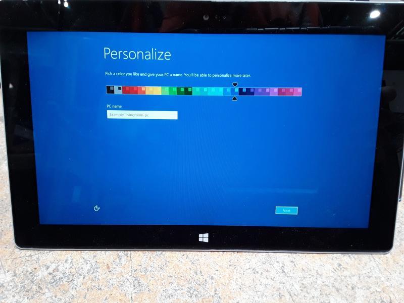B Grade - Microsoft Surface 2 64GB Standalone Tablet - MSRP $549