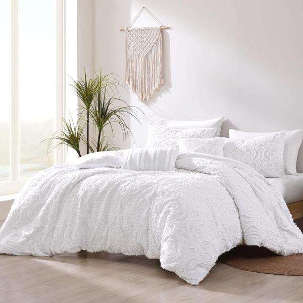 Home- Riverbrook Home Urban Casual Queen Comforter, ANDY STAR Black Bathroom Mirror, National Tree Company -MSRP $9,704