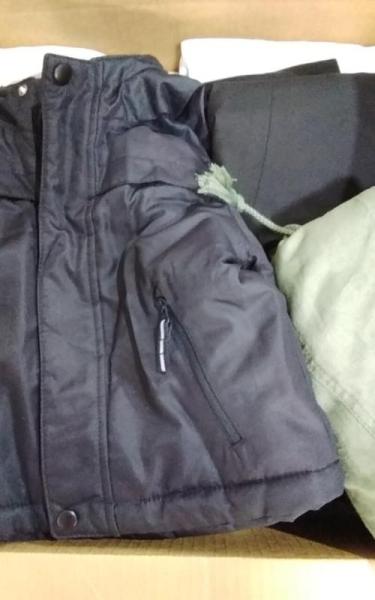 Apparel - Haggar, Future Collective, Levi's, Journee Collection, Spanx, Shade & Shore - Est Retail $4,897- 1 plt