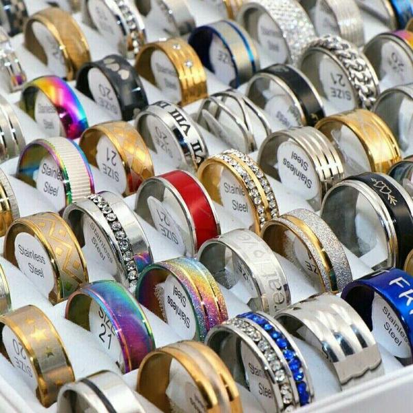500 Unisex Stainless Steel Fashion Rings Huge Assortment MSRP $2899