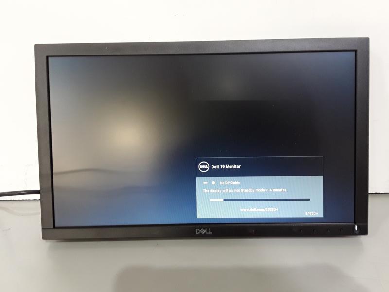 A Grade - Dell 18.5 60 Hz TN LCD Monitor - MSRP $99