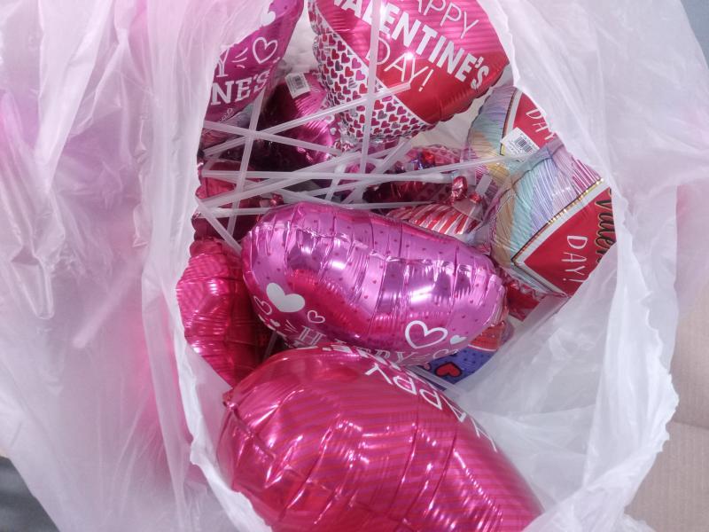 Grocery - Russell Stover, Sweethearts, Reeses, Kettle Chips, Lindt, Cheerios - MSRP $12,154