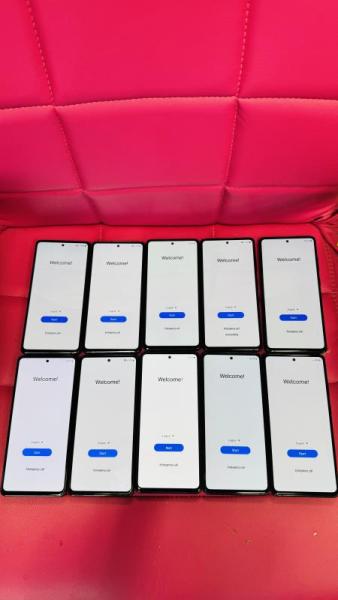 Samsung Galaxy S20 FE 5G, 16 units, MSRP: $15,570