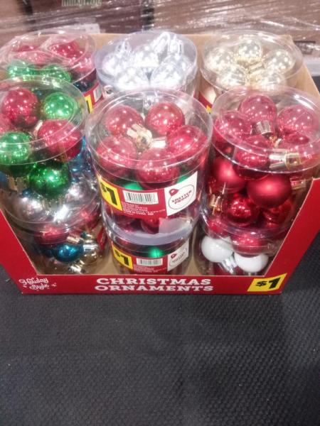 Pallets of Assorted Holiday