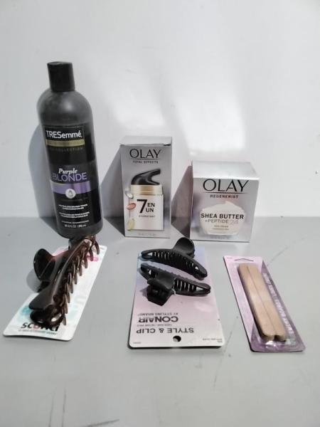 Health and Beauty - Nuvomed Extendable Back Scratcher, OlayDaily Moisturizer, VenusRazor - MSRP $6,503