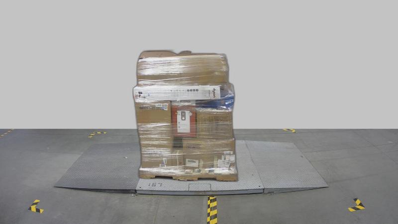 Appliances - EcoVacs, Breville, Dyson, Eureka, Bissell, Hamilton Beach, Shark - MSRP $6,537