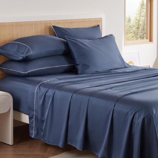 Home - Bedsure 6pc Cotton Sheets Queen Bed Set, YUSOKI 50" x 65" 3D Stylish Design Sherpa Throw Blanket - MSRP $3,962