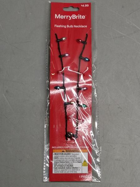 Seasonal - Merry Brite Christmas Headband for Dogs, Assorted Seasonal Products - MSRP $8,410