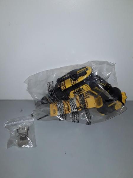 DEWALT 20V MAX XR Cordless Brushless Drywall Screw Gun - MSRP $179
