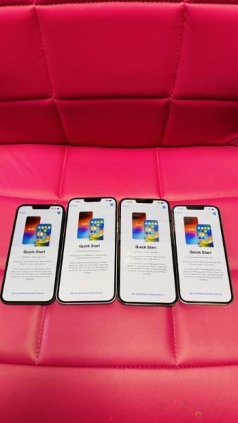 Apple iPhone 14 Plus 256GB, 13 units, MSRP: $13,750