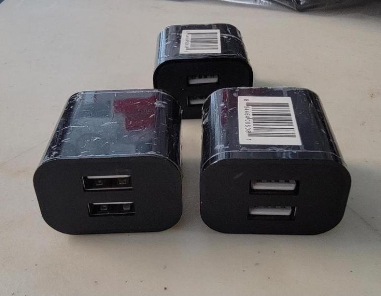 200 Universal Wall & Car Charger Adaptors