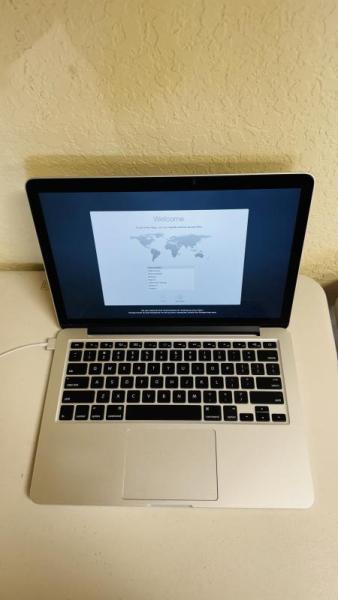 Apple MacBook Pro, 13 units, MSRP: $13,950