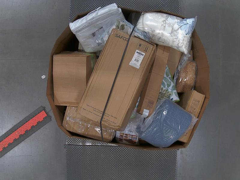Pallet of General Merchandise