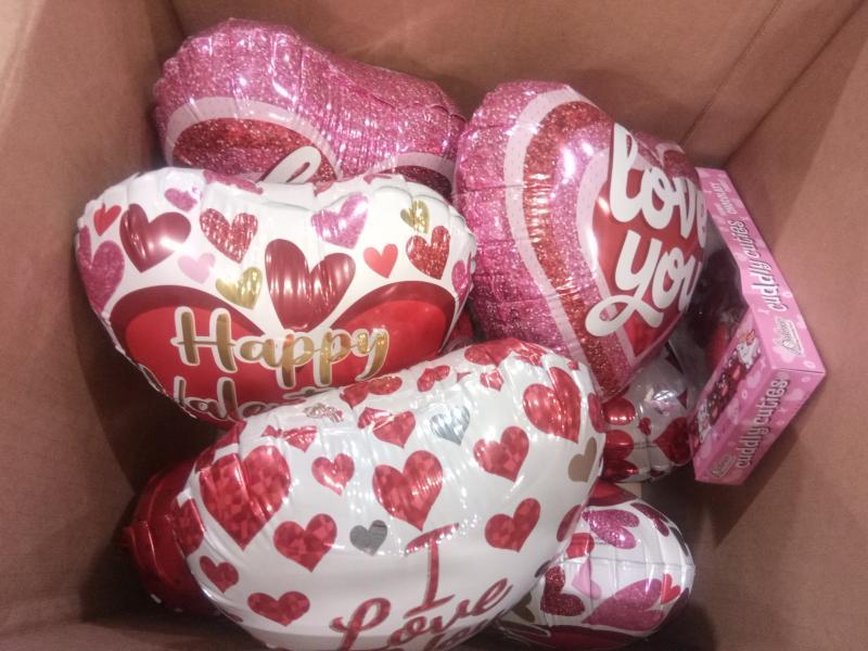 Pallets of Assorted Holiday