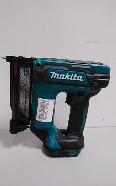 Makita 18V LXT Lithium-Ion Cordless Straight Finish Nailer, 2-1/2", 16 Gauge, Blue - MSRP $215