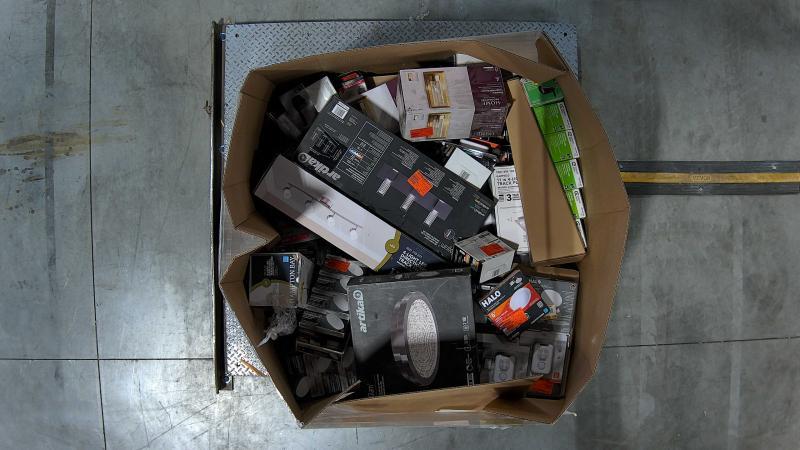 Lighting & Electrical - STARLINK, Artika, LIFX, Kidde, Hampton Bay, Ring, Wyze, Defiant, HALO - Est Retail $5,392