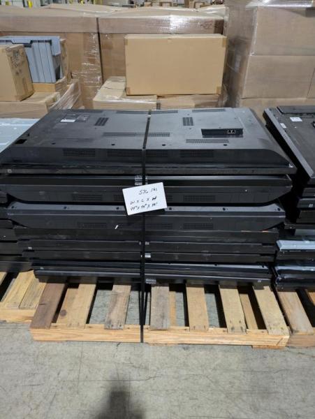 LG and KTC displays. Salvage displays use for parts.