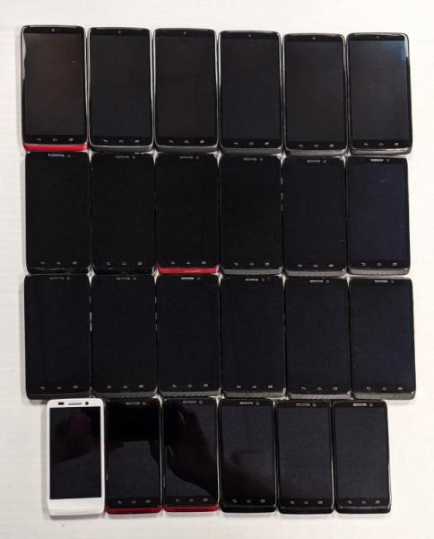 Motorola Turbo, Ultra, Maxx, & Mini, Unlocked, 221 Units, MSRP $86,050
