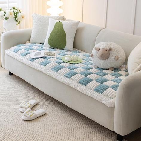 Home - Non Slip Couch Cover for Pets, Queen Comforter Set, Bathroom Hardware Set, Salt & Pepper Grinders - MSRP $6,344