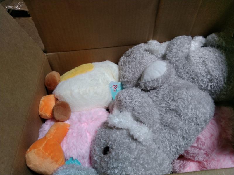 Toys & Games - Magic Mixies Magical Gem Surprise Cauldron, Rainbocorns Mermaidcorn Surprise Plush - MSRP $4,985