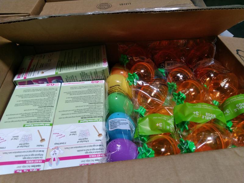 Toys & Games - Hatchimals Rainbow Splash Egg Carton, Uno Attack Card Game - MSRP $5,136