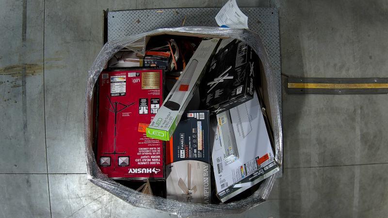 Lighting & Electrical - HDC, Commercial Electric, Husky - Est Retail $3,730- 1plt