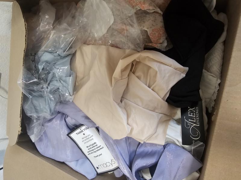 Luxury Department Store Women's Lingerie MSRP $3,088