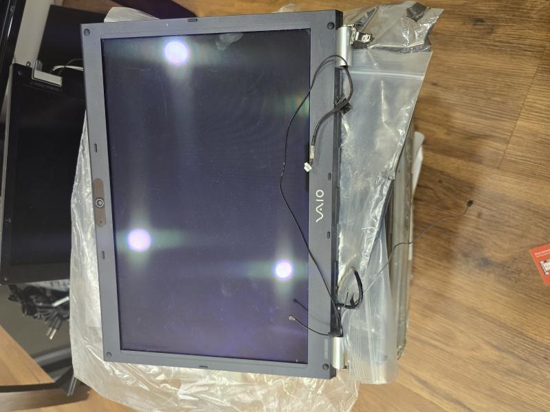 LOT OF 15 Complete LCD Screens for varies HP Laptops.PERFECT CONDITION