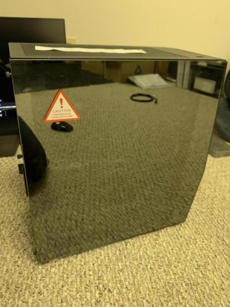 iBuyPower Gaming Computer w/40" Wall Mount Monitor, Gaming Accessories