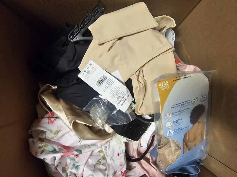 Luxury Department Store Women's Lingerie MSRP $4,006 Hanro Natori