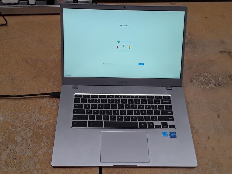 SAMSUNG XE350XBA-K01US Chromebook 4 - MSRP $299