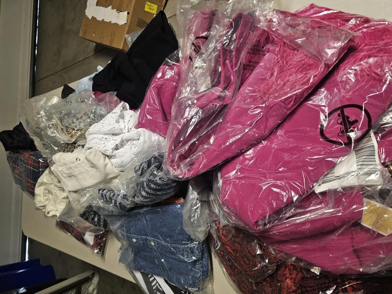 High End Luxury Department Store Women's Apparel MSRP $5282