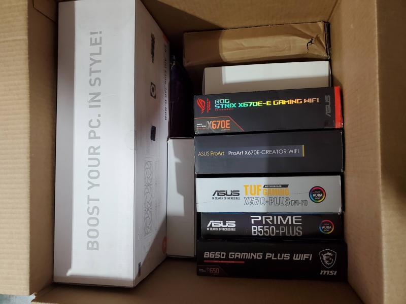 APPLE, GIGABYTE, MSI AND OTHER ELECTRONICS MSRP $3,231.84