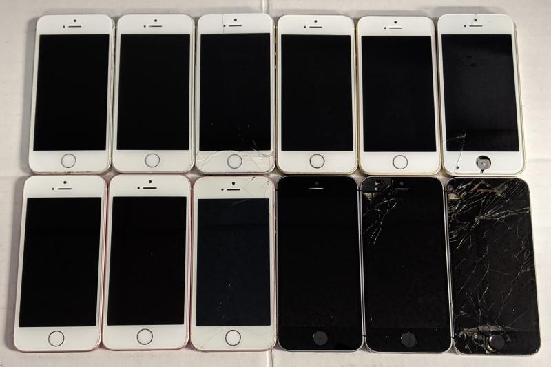 Apple iPhone SE 1st Gen, Mixed Carriers, 50 Units, Used, MSRP $25,000