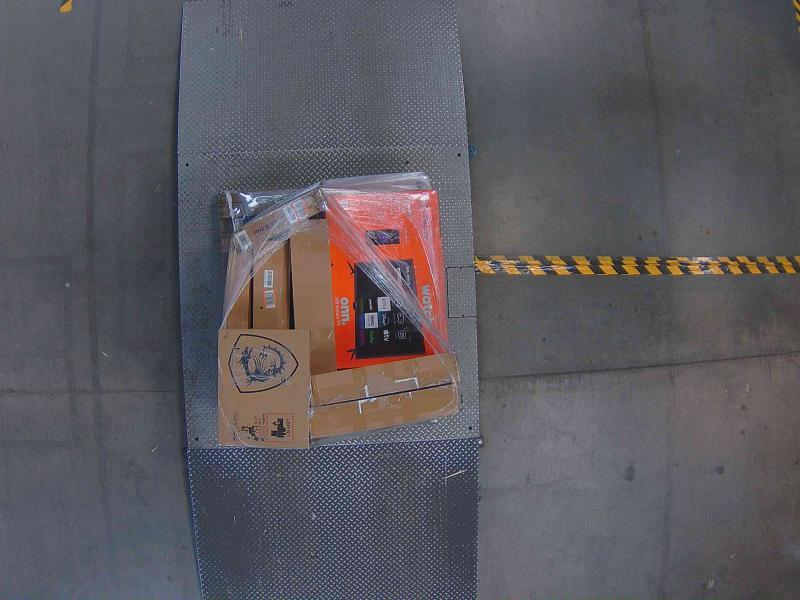 Pallet of Assorted Salvage Tvs & Monitors - MSRP $3,749
