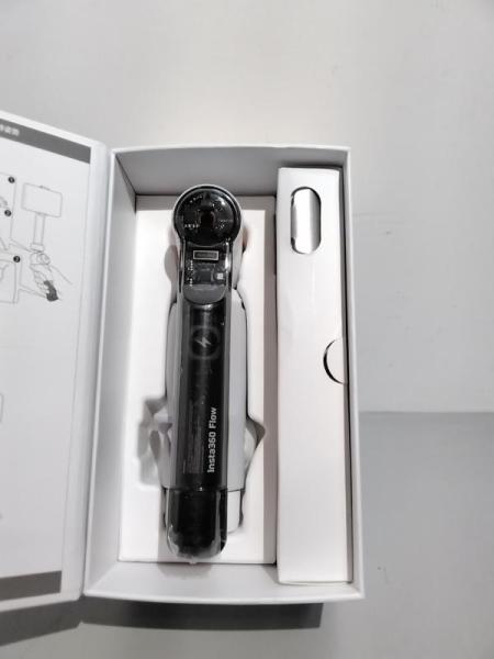 Insta360 - Flow Standard 3-axis Gimbal Stabilizer for Smartphones with built-in Tripod - White - MSRP $173