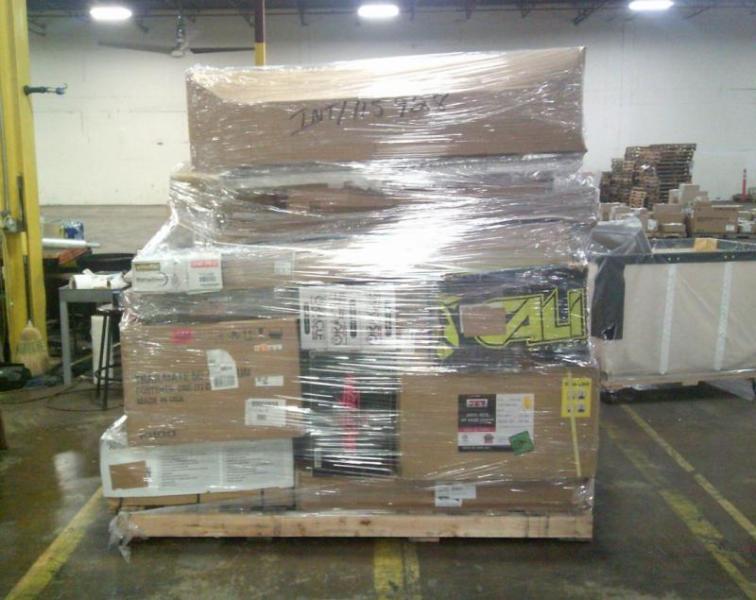 1 Pallet Mixed Automotive Products Original MSRP: $17,800