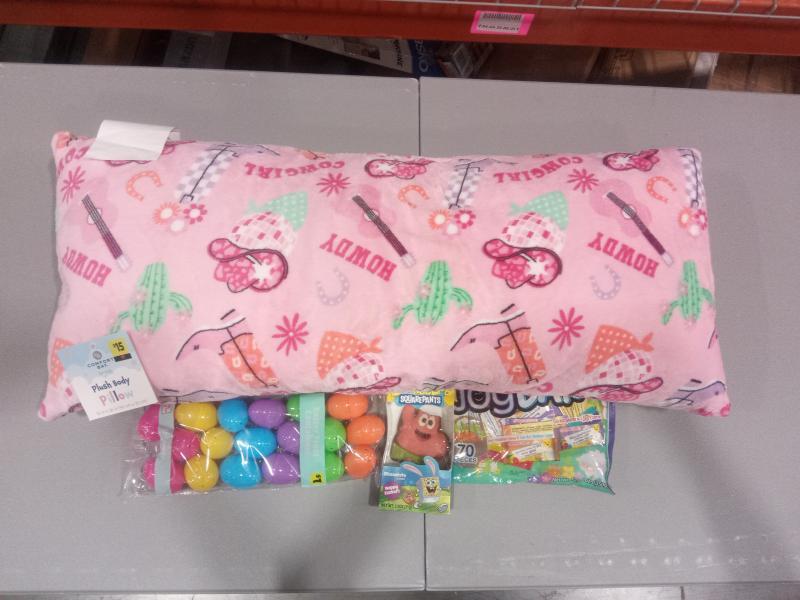 Pallet of Assorted Seasonal Products