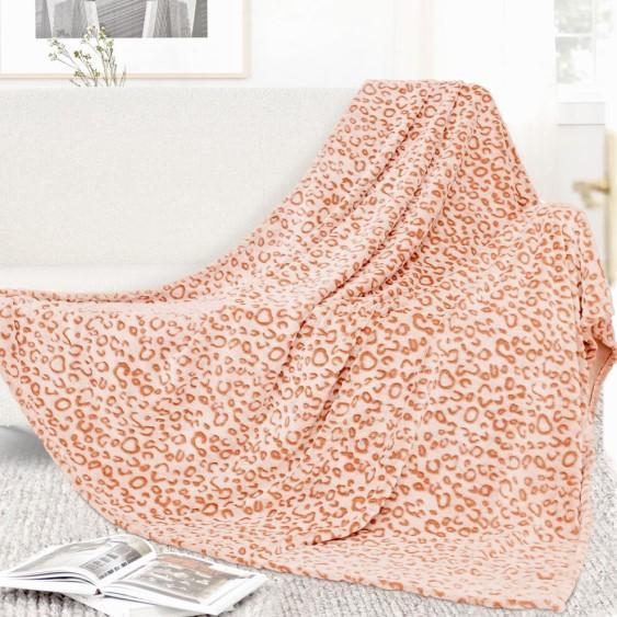 Home - ZIEgu Flannel Throw Blanket, Christmas Decortaing Ribbon, Hittun Neck Pillow - MSRP $6,187