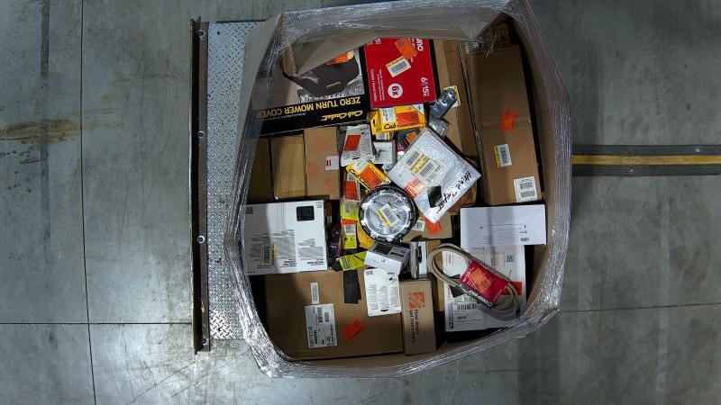 General Merch - Cub Cadet, ITOPFOX, RYOBI, Classice Accessories, John Deere, RIDGID, REALWORK - Est Retail $4,070