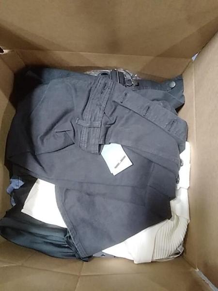 Apparel - Levi's, Goodfellow & Co, Future Collective, All In Motion, Shade & Shore - Est Retail $4,726- 1 plt